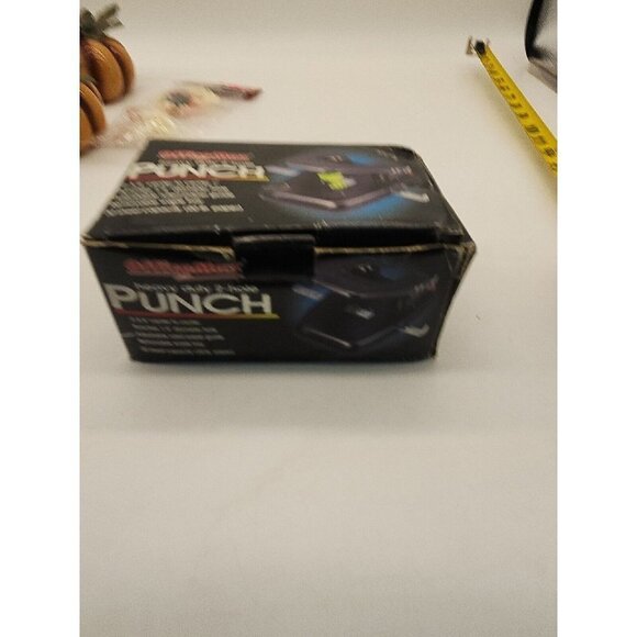 Heavy Duty Black Office Max 2-Hole Punch Office Equipment Paper New - Picture 1 of 4